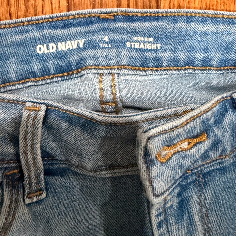 Old Navy Light Blue Women's Skinny Jeans - Picture 3 of 4